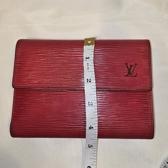 Louis Vuitton Red Epi leather Porte- Tressor Etui Papiers wallet - Picture 15 of 16